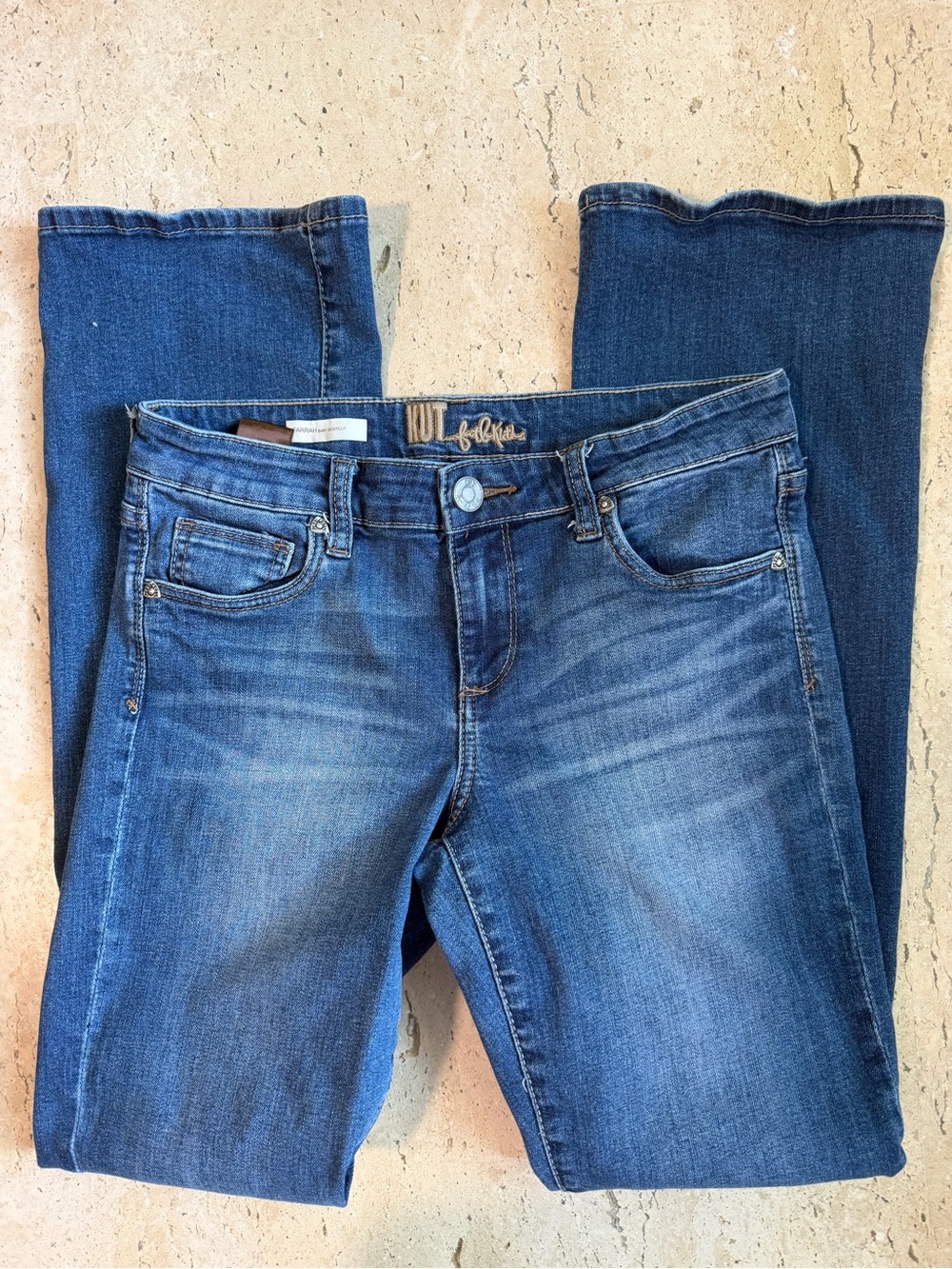 Kut From the Kloth Farrah Baby Bootcut Medium Wash Denim Jeans Women’s Size 6